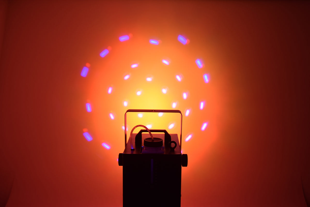 Kompaktowa wytwornica mgły LED QTX z efektem Moonflower RGB 400 W – zdjęcie 14